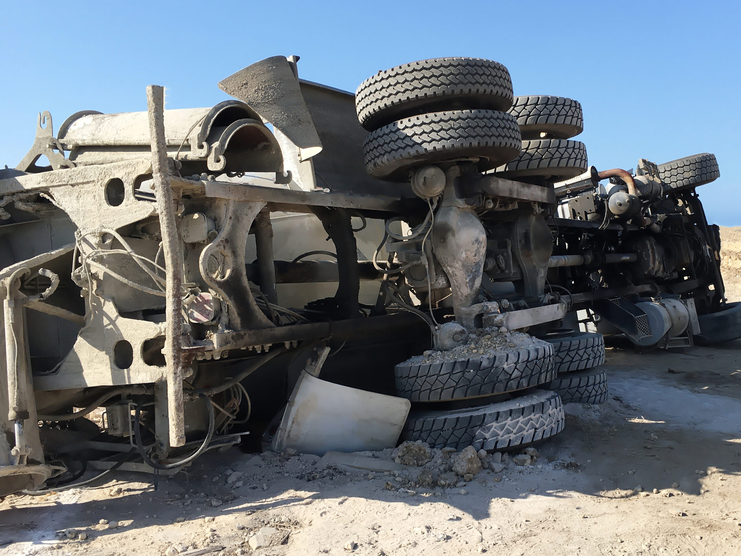 What Are the Common Jackknife Truck Accident Causes and Injuries